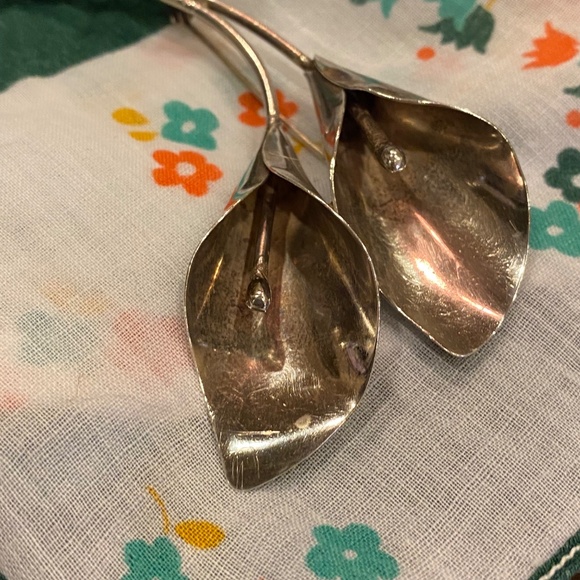 Vintage Stuart Nye Sterling Silver double Cala Lily Brooch - Picture 7 of 12